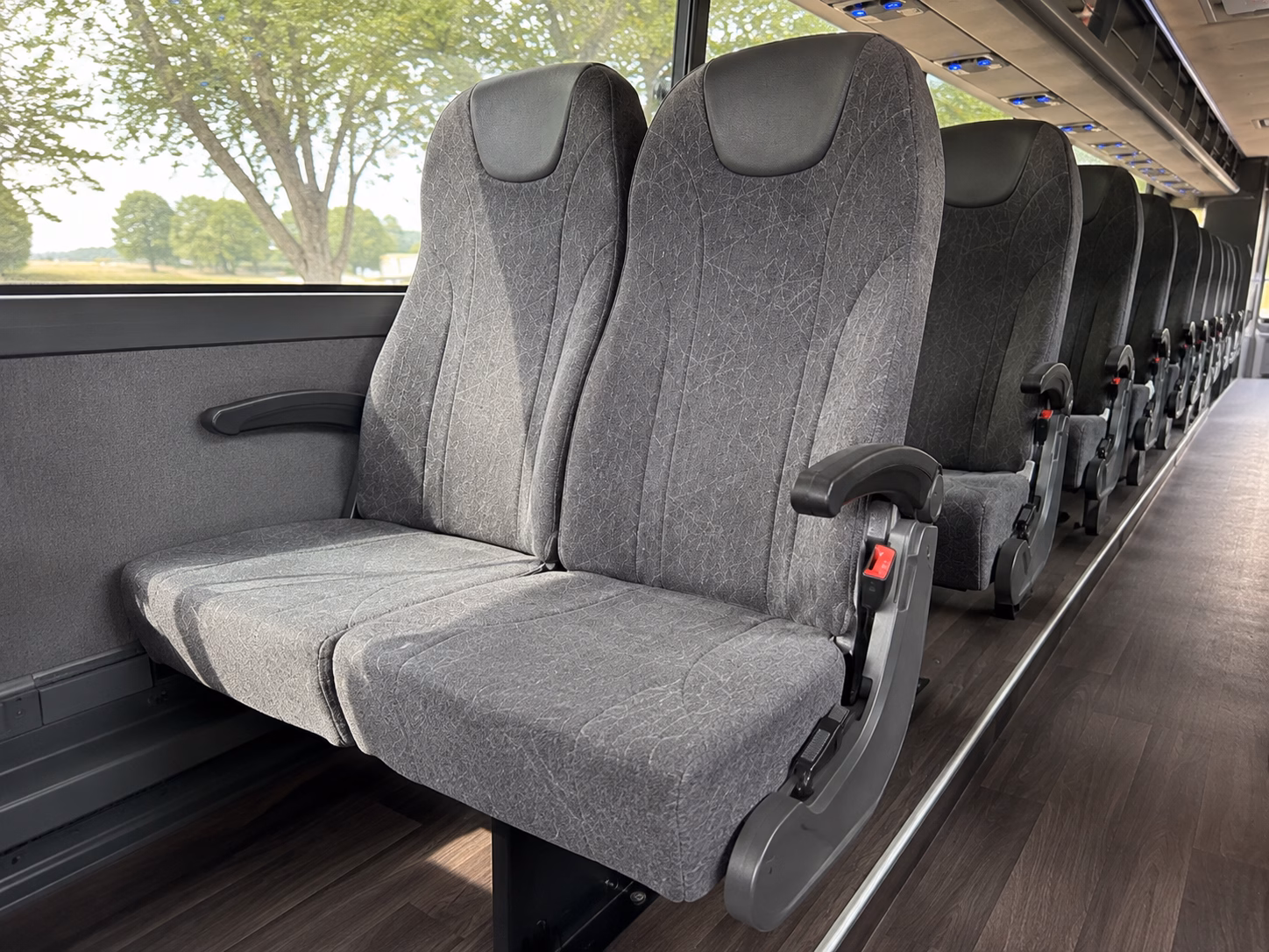 employee shuttles for honolulu offices and job sites
